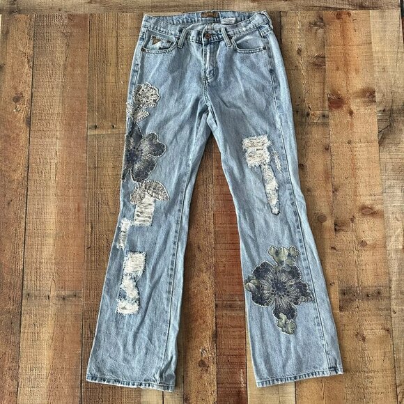 Department of Peace women’s size 6 Floral Patchwork Distressed Denim Jeans - Picture 1 of 9